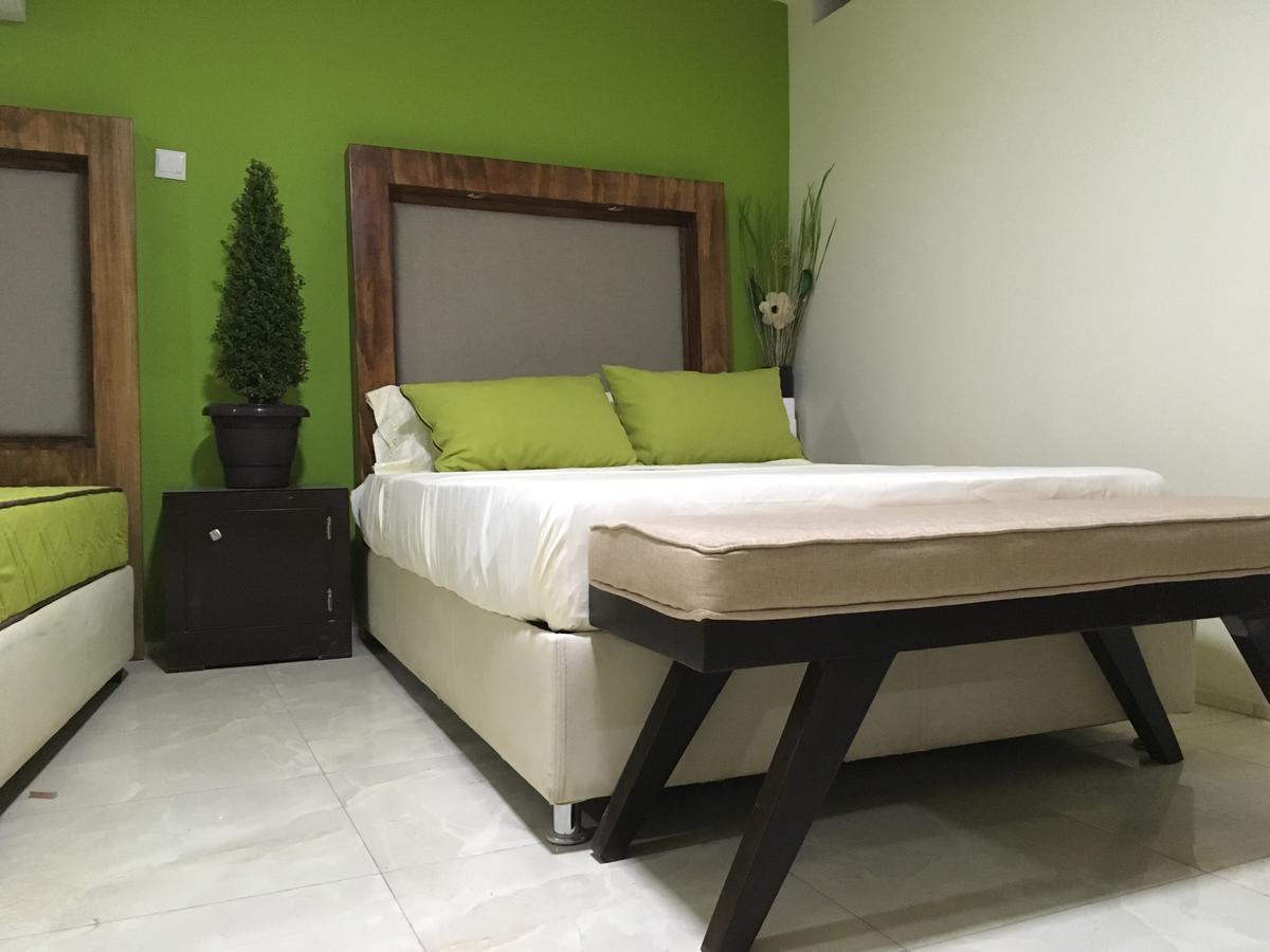 Hotel La Jolla Los Mochis Bagian luar foto