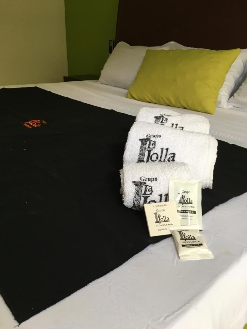 Hotel La Jolla Los Mochis Bagian luar foto